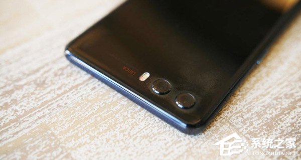 内置屏下指纹技术？外媒曝光华为P20工程机