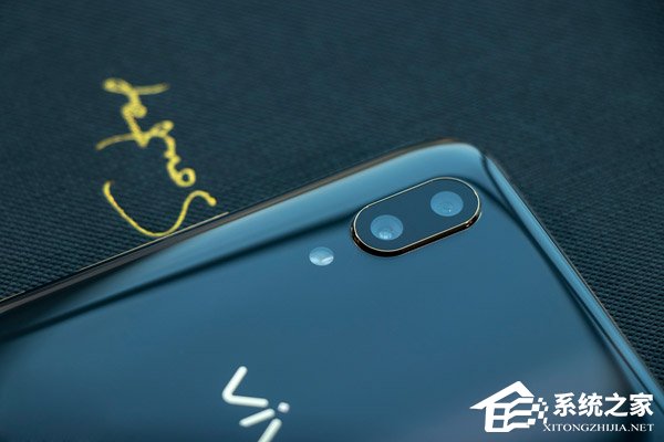vivo X21屏幕指纹黑金版怎么样？vivo X21屏幕指纹黑金版开箱图赏