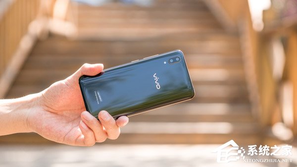 vivo X21屏幕指纹黑金版怎么样？vivo X21屏幕指纹黑金版开箱图赏