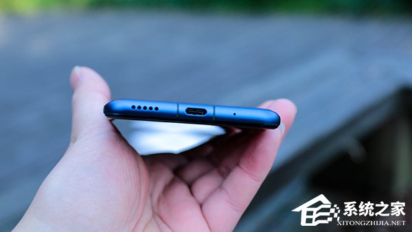 荣耀V20值不值得买?荣耀V20手机外观评测