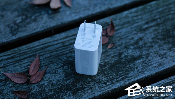 荣耀V20值不值得买?荣耀V20手机外观评测