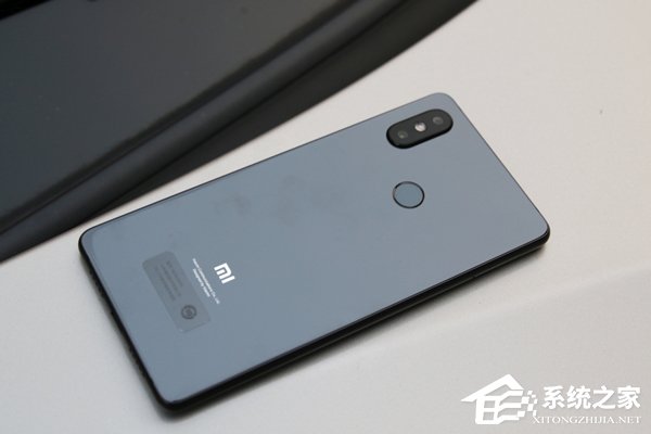 买联想Z5s还是小米8 SE？小米8 SE和联想Z5s对比评测
