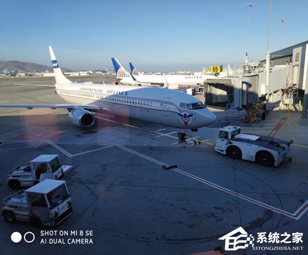 买联想Z5s还是小米8 SE？小米8 SE和联想Z5s对比评测