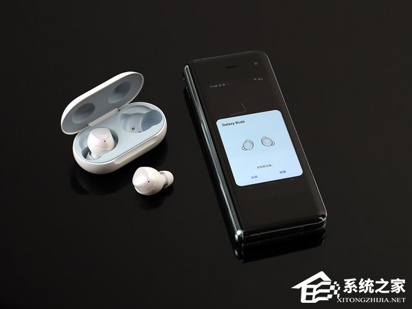 三星Fold好不好？Galaxy Fold手机评测