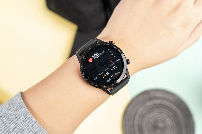 荣耀MagicWatch 2怎么样？