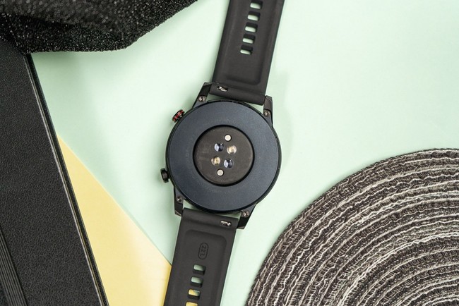 荣耀MagicWatch 2怎么样？