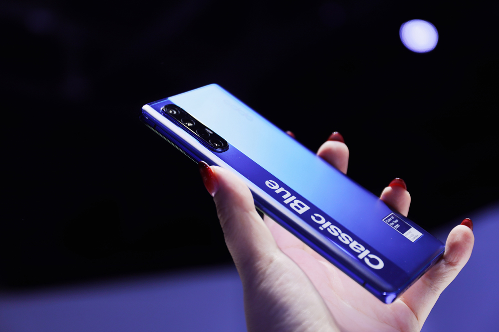OPPO Reno3 Pro经典蓝定制版好不好？