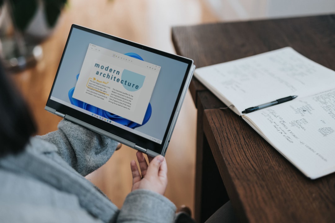 随着企业用户大规模开始升级,微软 Win