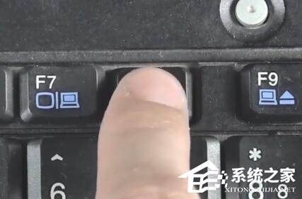 Win10分辨率调高了黑屏怎么办?Win10分
