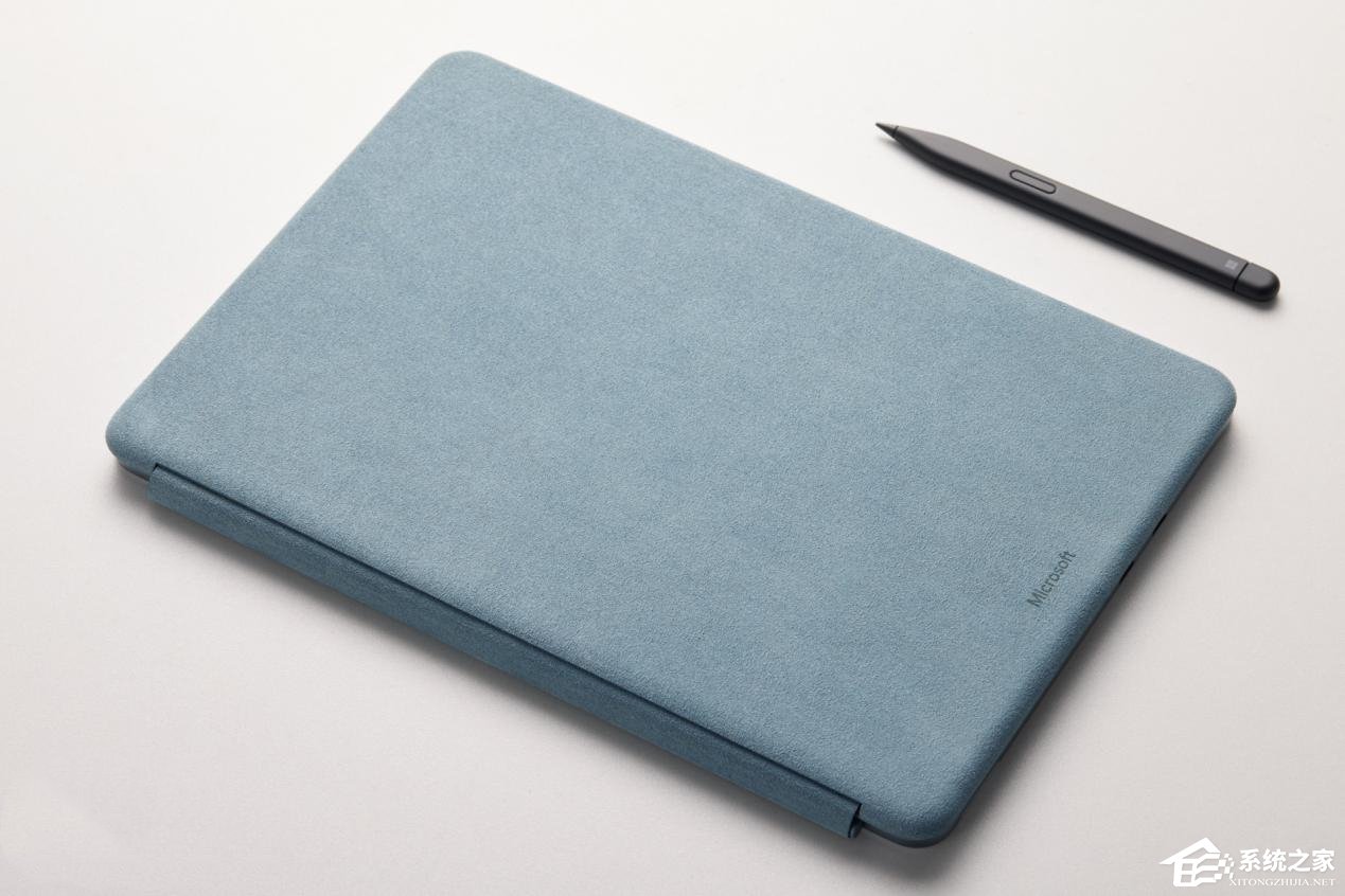 微软 Surface Pro 12 评测:AI 加持的