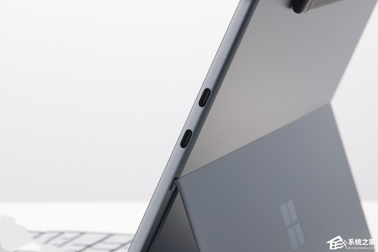 微软 Surface Pro 12 评测:AI 加持的