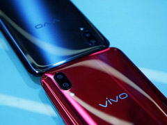 买vivo X21还是X21屏幕指纹版？vivo X21屏幕指纹版和X21区别对比