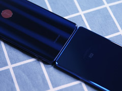 买坚果Pro 2S还是小米8 SE？小米8 SE和坚果Pro 2S对比评测