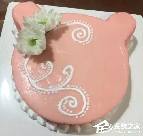 真是醉了！女子网购的贺寿蛋糕与店家宣传图相差甚远