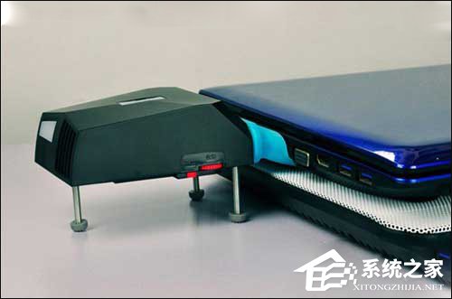 笔记本散热器有哪些种类?散热器抽风好还是送风好?