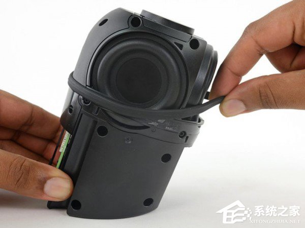 Google Home拆解评测:比亚马逊Echo易于维修