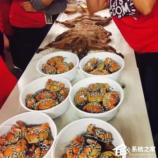 深入天猫双11阿里大后方：小二虽辛苦，但口福不浅