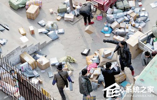 央视再曝光快递暴力分拣现象：摔扔抛是常态