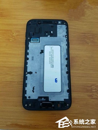 三星也出亲民手机?2017款Galaxy J5谍照曝光