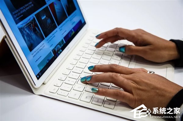 华为MateBook E真机图赏：二合一Win10笔记本