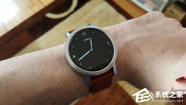Moto 360二代开始推送Android Wear 2.0更新