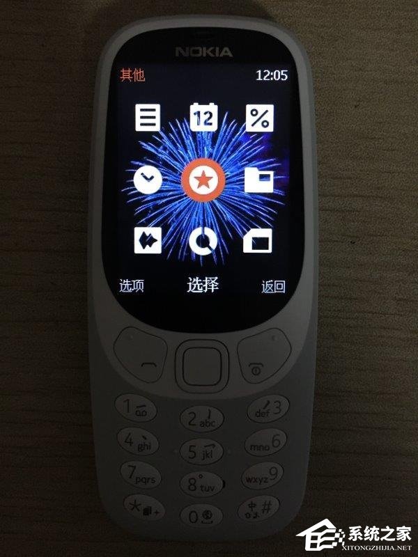 诺基亚3310复刻版灰色开箱上手测评：怀旧经典回归