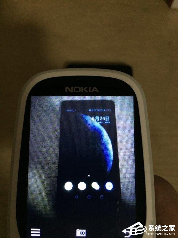 诺基亚3310复刻版灰色开箱上手测评：怀旧经典回归