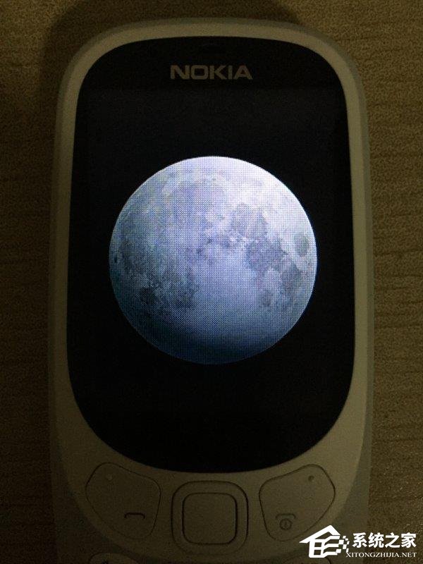 诺基亚3310复刻版灰色开箱上手测评：怀旧经典回归