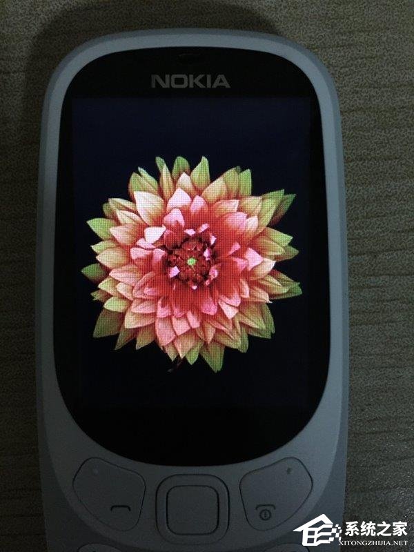 诺基亚3310复刻版灰色开箱上手测评：怀旧经典回归