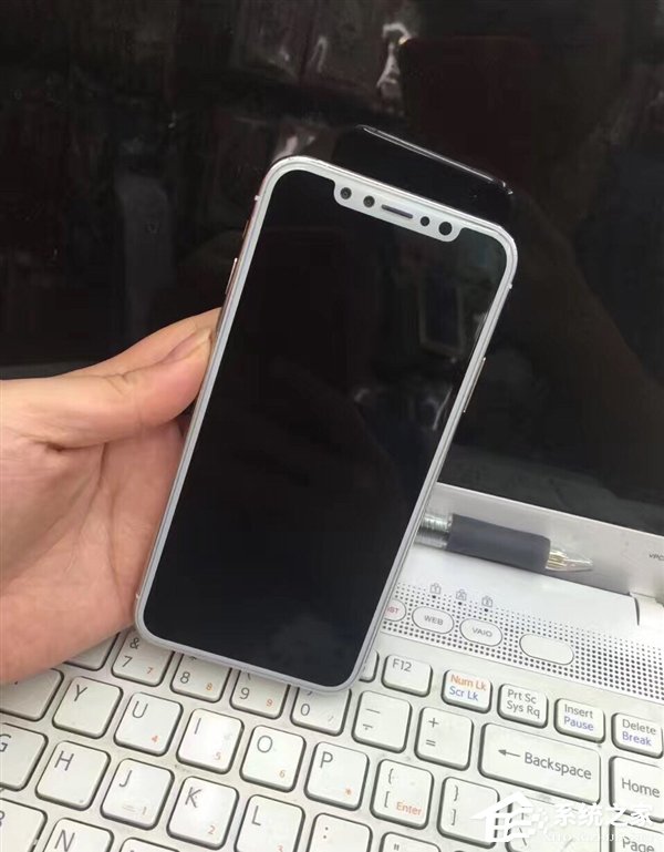 iPhone4的既视感!苹果iPhone8定妆样机曝光