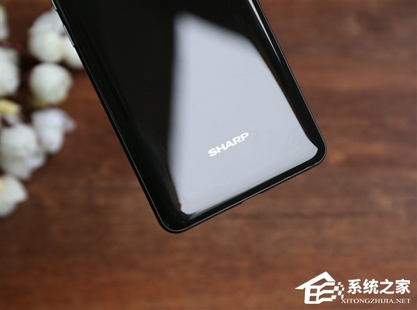 夏普AQUOS S2开箱图赏：异形全面屏设计