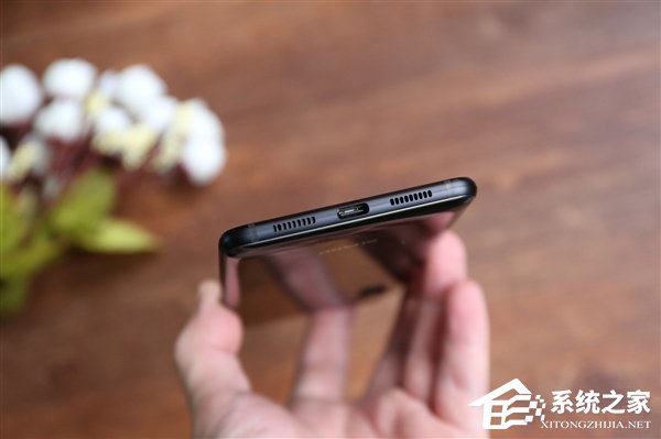 夏普AQUOS S2开箱图赏：异形全面屏设计