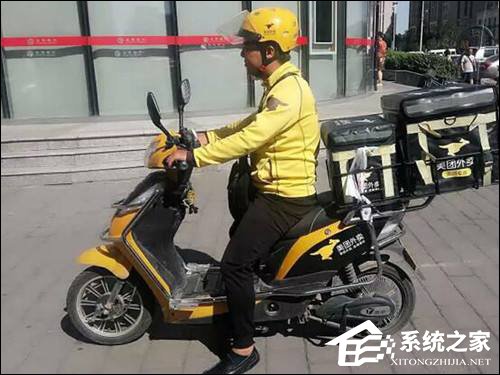 出餐速度太慢了？美团外卖小哥板砖拍昏店老板