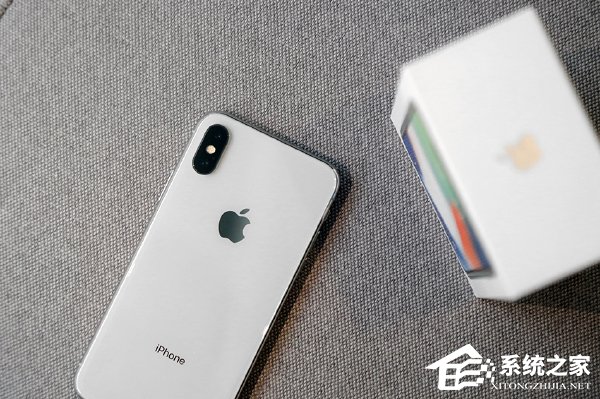 苹果iPhone X买什么颜色？国行银色版iPhone X开箱图赏