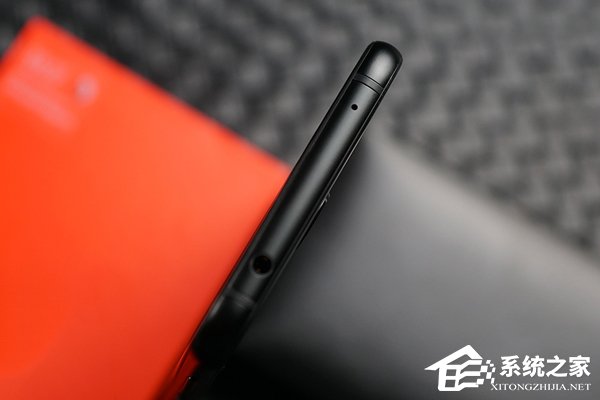 颜值爆表！360 N6 Pro极夜黑开箱图赏