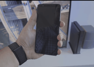iPhone X刷脸解锁怎么样？iPhone X刷脸解锁PK