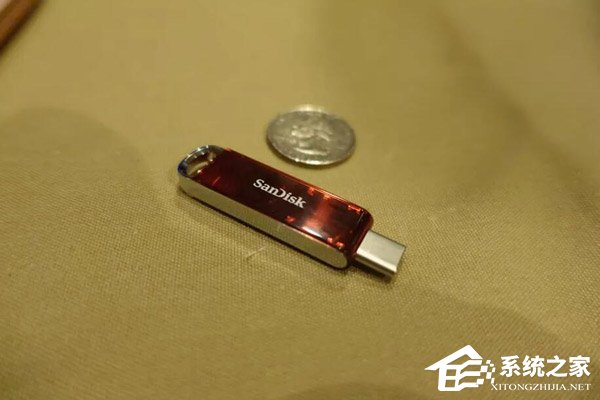 用上USB-C接口！闪迪CES 2018展示全球最小的1TB U盘