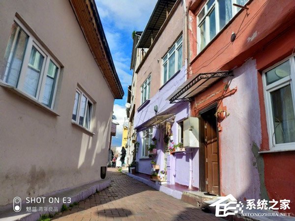 顶配1999元！魅族发布魅蓝E3手机（附预约地址）