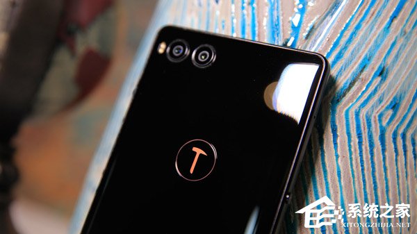 坚果R1值得买吗？坚果R1手机深度全面评测