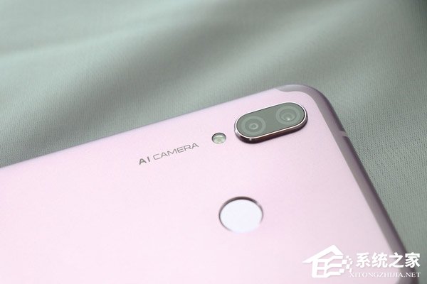 荣耀Play怎么样好用吗？荣耀Play手机上手评测