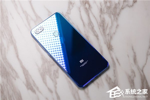 渐变色机身!小米8青春版真机图赏