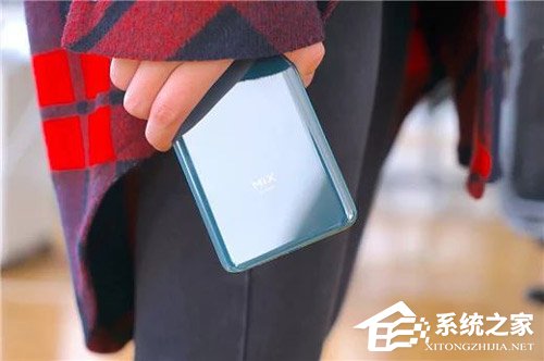 买小米MIX 3还是小米8？小米8和小米MIX 3区别对比