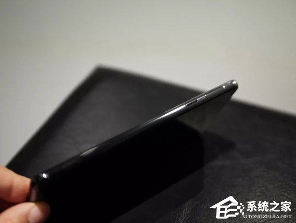 Galaxy A8s好不好？三星A8s全面评测