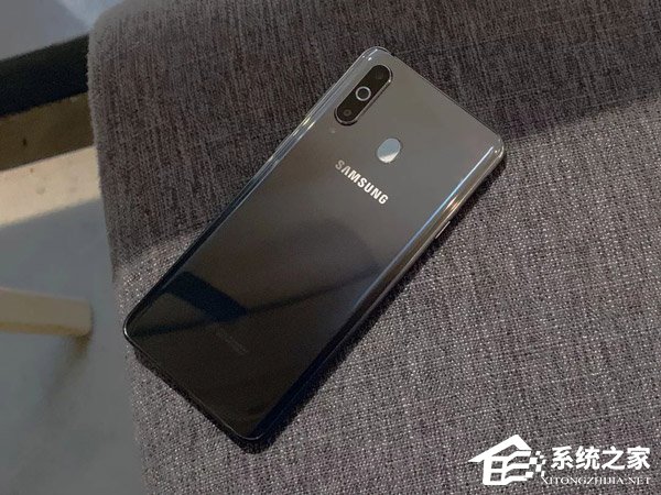 Galaxy A8s好不好？三星A8s全面评测