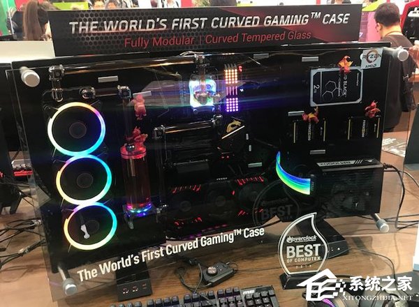 微星展示首款曲面机箱