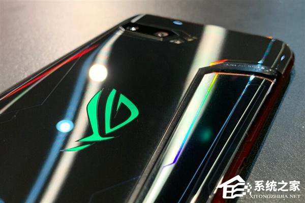 华硕海外发布ROG游戏手机2