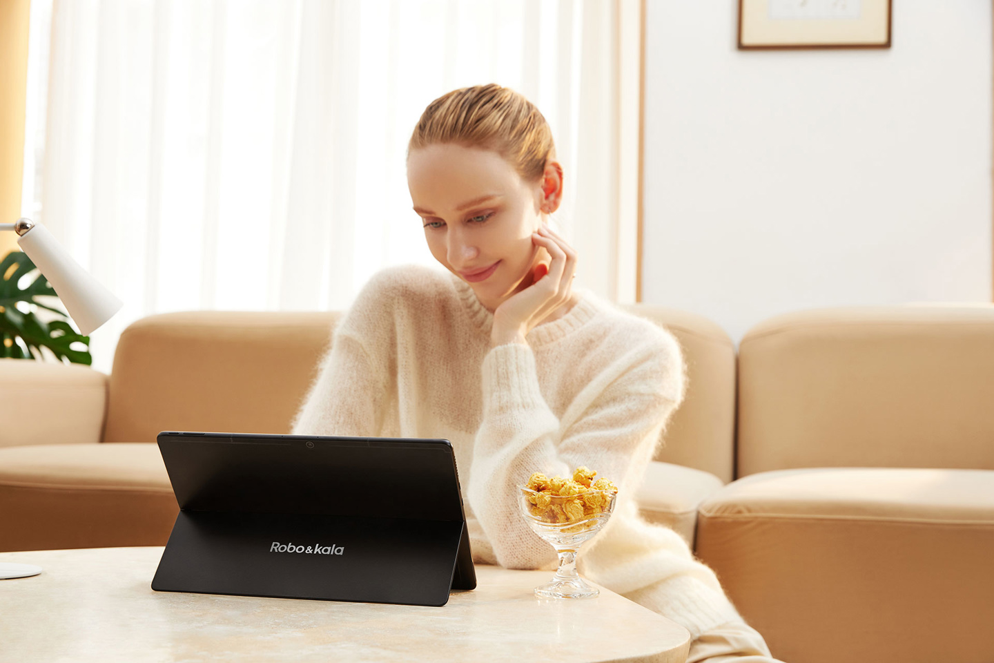 Robo&Kala 推出二合一笔记本：搭载高通