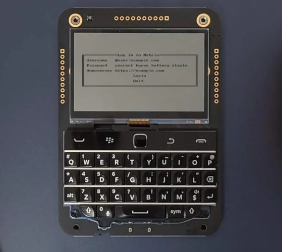 Beepberry 袖珍电脑套件发布：黑莓键盘、2.7 英寸 LCD 屏幕