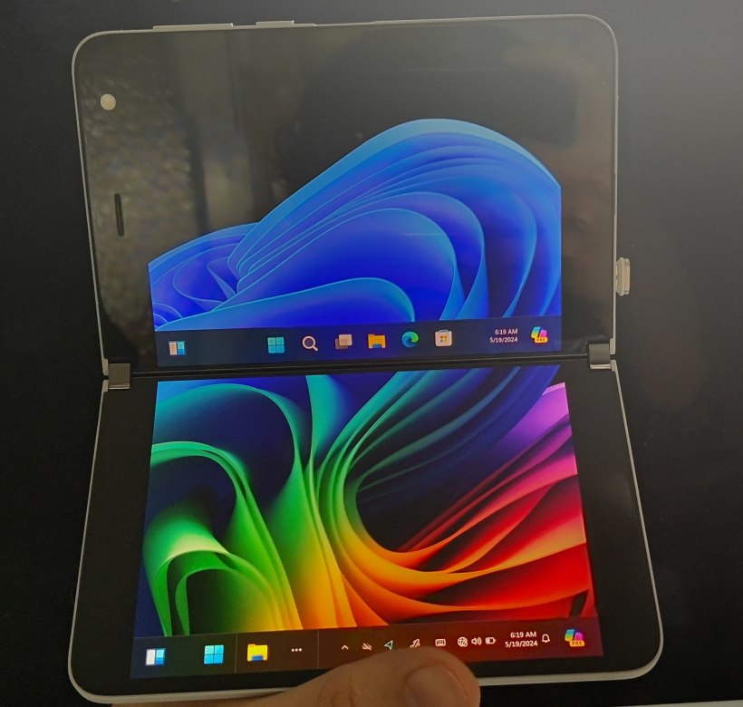 Windows 11 全新的 AI 主题壁纸分享：