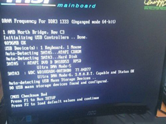 电脑开机出现CMOS Checksum Bad如何解决？